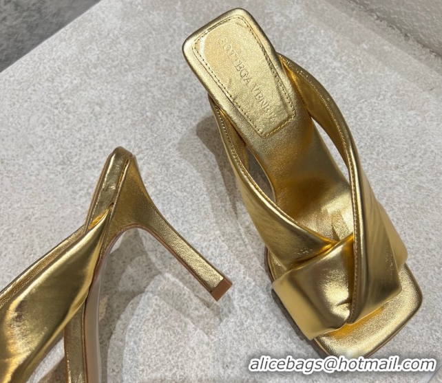 Classic Hot Bottega Veneta Riva Heel Slides Sandal 9cm in Shiny Calfskin with Twisted Strap Gold 0604051