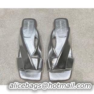 Stylish Bottega Veneta Riva Flat Slides Sandal in Shiny Calfskin with Twisted Strap Silver 0604050
