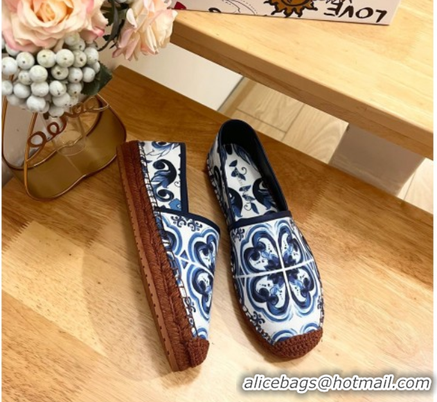 Buy Luxury Dolce & Gabbana Majolica-print Canvas Espadrilles Flat Blue 0604143