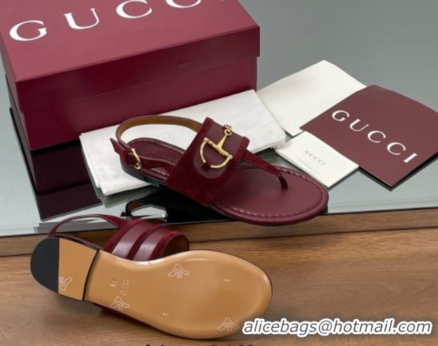 Sophisticated Gucci Flat Thong Sandals in Suede Trim and Leather with Horsebit Red 0609126