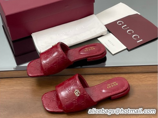 Lower Price Gucci Flat Slides Sandal in Shiny GG Leather Red 0609140