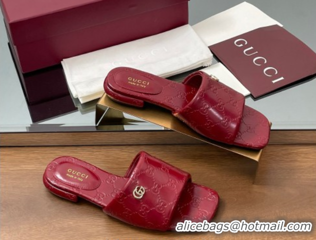 Lower Price Gucci Flat Slides Sandal in Shiny GG Leather Red 0609140