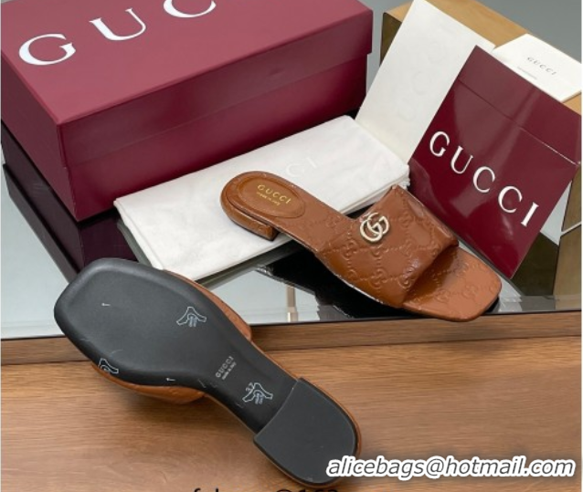 Perfect Gucci Flat Slides Sandal in Shiny GG Leather Brown 0609142