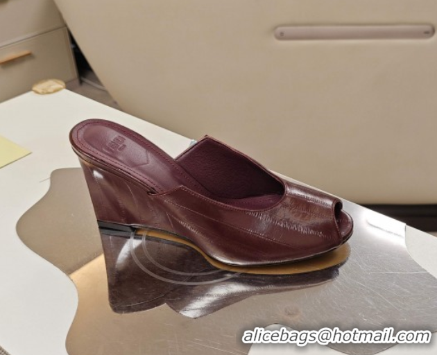 Good Looking Fendi Arco Wedge Slides Sandal 8.5cm in Shiny Hagfish Embossed Leather Burgundy 0710061