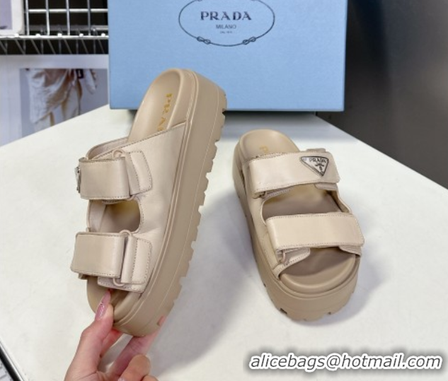 Pretty Style Prada Leather platform sandals 4.5cm Beige 0530011