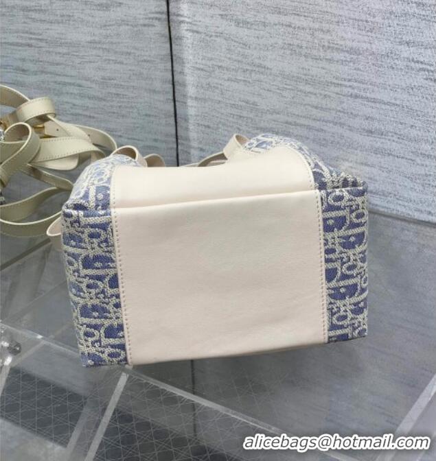 Best Price Dior Small Signature Bucket Bag in Blue Dior Oblique Chambray with Raffia Effect and White Calfskin D7075 202