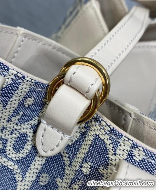 Best Price Dior Small Signature Bucket Bag in Blue Dior Oblique Chambray with Raffia Effect and White Calfskin D7075 202