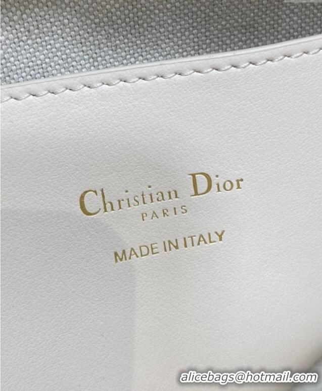 Best Price Dior Small Signature Bucket Bag in Blue Dior Oblique Chambray with Raffia Effect and White Calfskin D7075 202