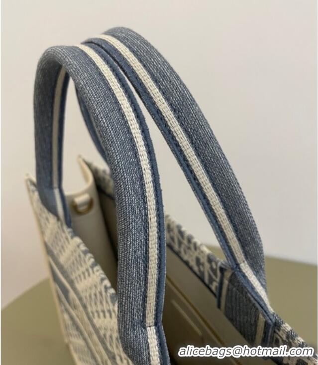 Best Grade Dior Medium Book Tote Bag in Blue Dior Oblique Chambray Embroidery and Latte White Calfskin D7076 2025