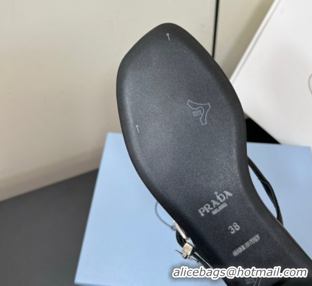 Unique Style Prada Leather thong sandals with buckle Black 2025 1Y503N