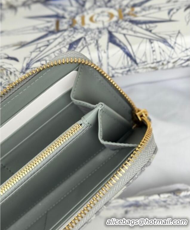Famous Brand Dior 30 Montaigne Voyageur Slim Wallet in Oblique Jacquard D7081 Grey 2025