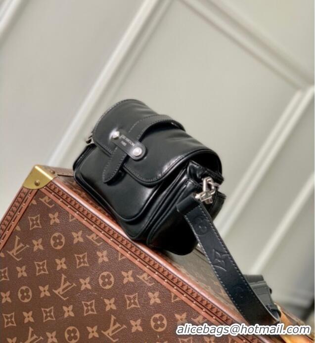 Popular Style Louis Vuitton Mens Cargo Wearable Wallet Mini Bag Calf leather M13989 Black 2025