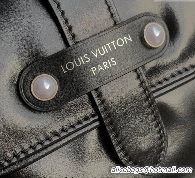 Popular Style Louis Vuitton Mens Cargo Wearable Wallet Mini Bag Calf leather M13989 Black 2025