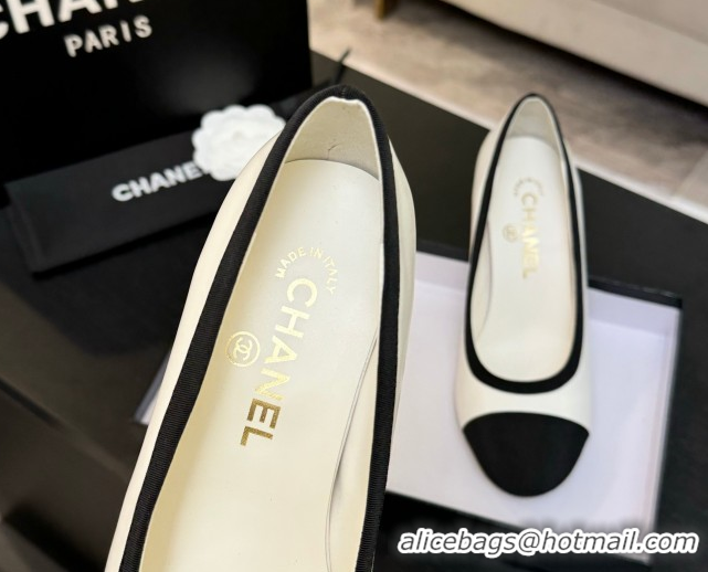 Stylish Chanel Calfskin & Grosgrain Pumps 8.5cm with Pearls Heel White 2025 CH061009