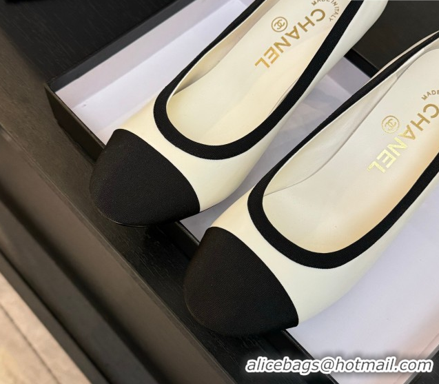 Stylish Chanel Calfskin & Grosgrain Pumps 8.5cm with Pearls Heel White 2025 CH061009