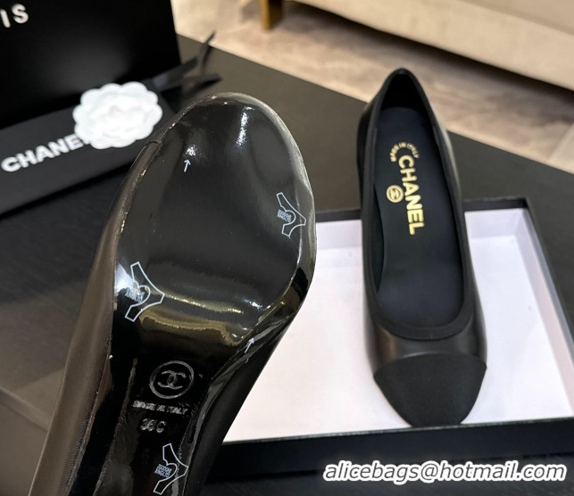Charming Chanel Calfskin & Grosgrain Pumps 8.5cm with Pearls Heel Black 2025 CH061009