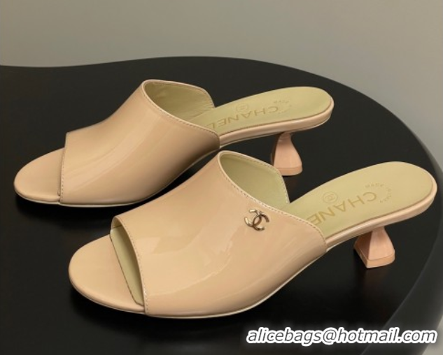 Good Looking Chanel Patent Calfskin Heel Slides Sandal 5.5cm Beige 2025 CH061015