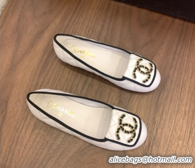 Popular Style Chanel Quilted Lambskin Loafers with Chain CC Foldover White 2025 CH061023
