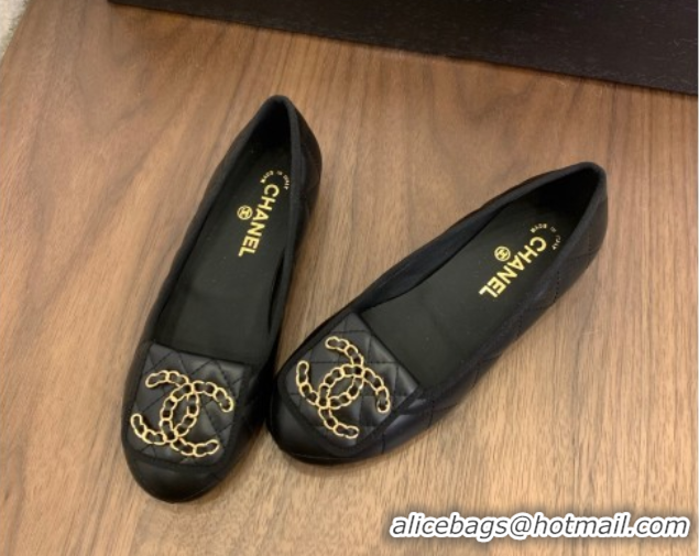 Chic Chanel Quilted Lambskin Loafers with Chain CC Foldover Black 2025 CH061023