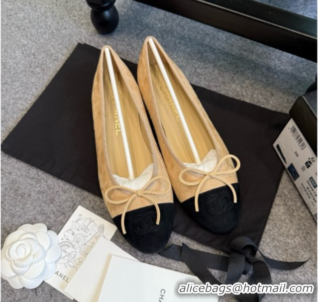 Luxurious Chanel Suede Classic Ballerinas CHB070904 Beige/Black