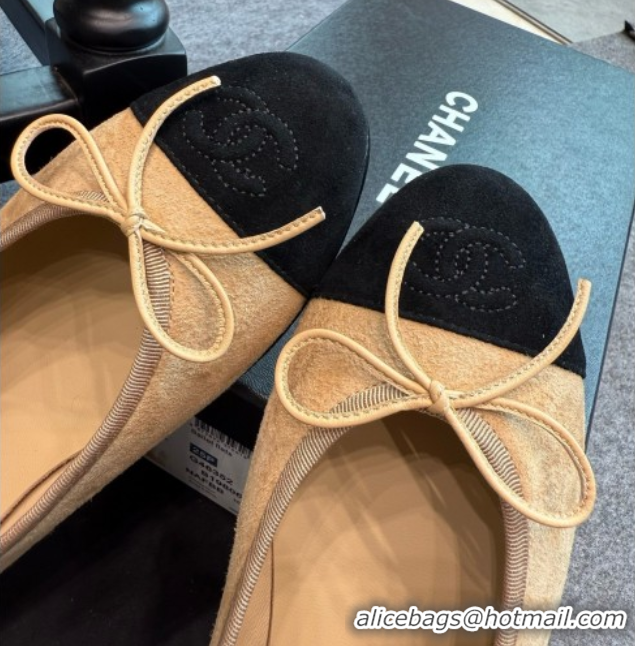 Luxurious Chanel Suede Classic Ballerinas CHB070904 Beige/Black