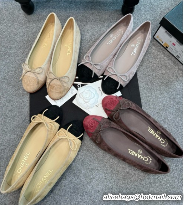 Luxurious Chanel Suede Classic Ballerinas CHB070904 Beige/Black