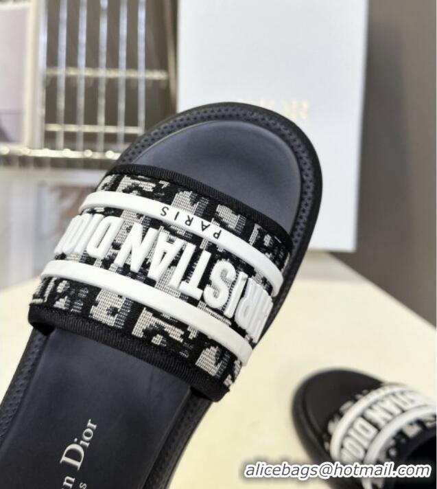 ​New Design Dior Dioriviera Dway Flat Slides Sandal in Oblique Embroidered Cotton and White Rubber D0006 Black 2025