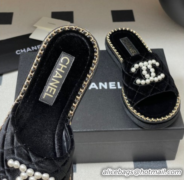 Crafted Chanel Velvet Flat Slides Sandal with Pearls and Chain Black 2025 CH071501