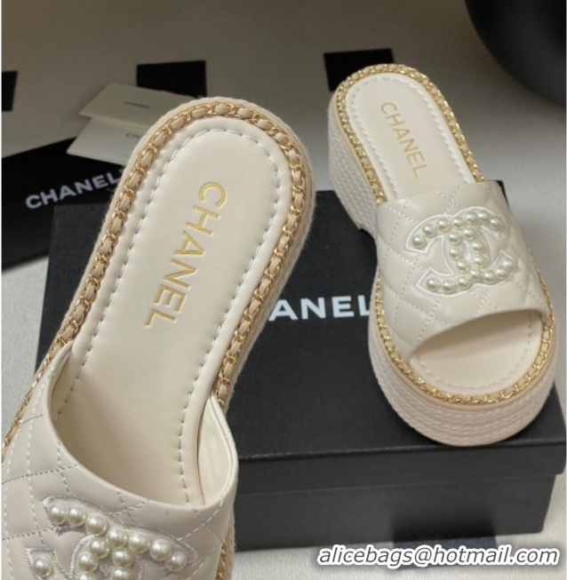 Buy New Cheap Chanel Lambskin Platform Wedge Slides Sandal with Pearls and Chain White 2025 CH071501