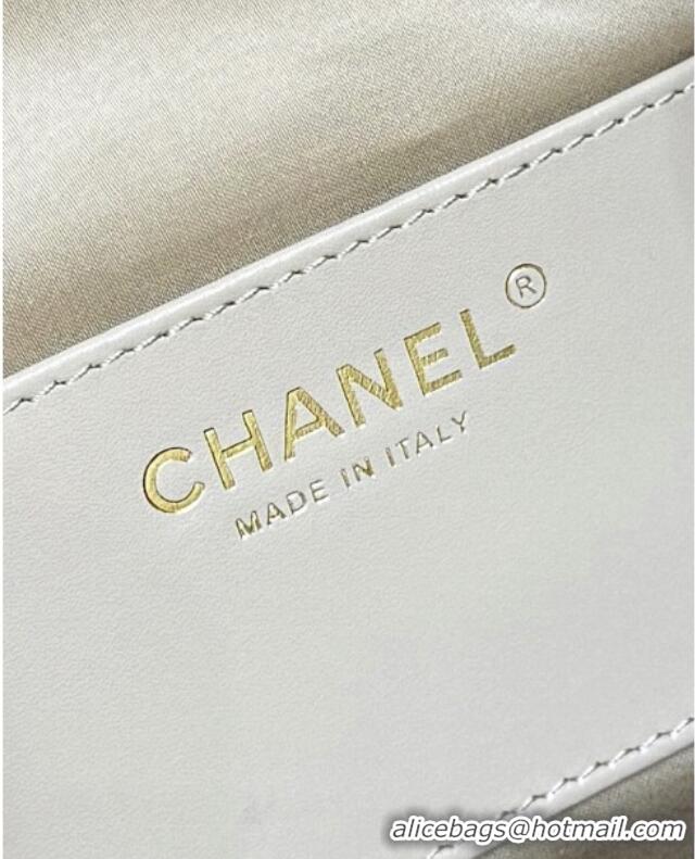 Market Sells Chanel Haas Grained Calfskin Medium Hobo Bag AS5311 Apricot 2025 Top Quality