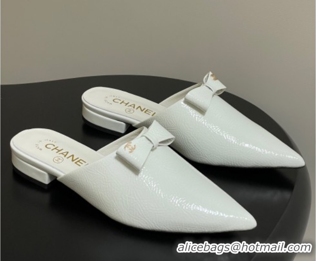 Unique Style Chanel Crumpled Patent Calfskin Flat Mules with Bow White 2025 G46550