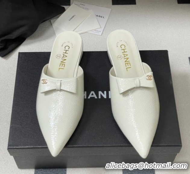 Unique Style Chanel Crumpled Patent Calfskin Flat Mules with Bow White 2025 G46550