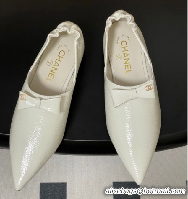 Most Popular Chanel Crumpled Patent Calfskin Loafers with Bow White 2025 G46550
