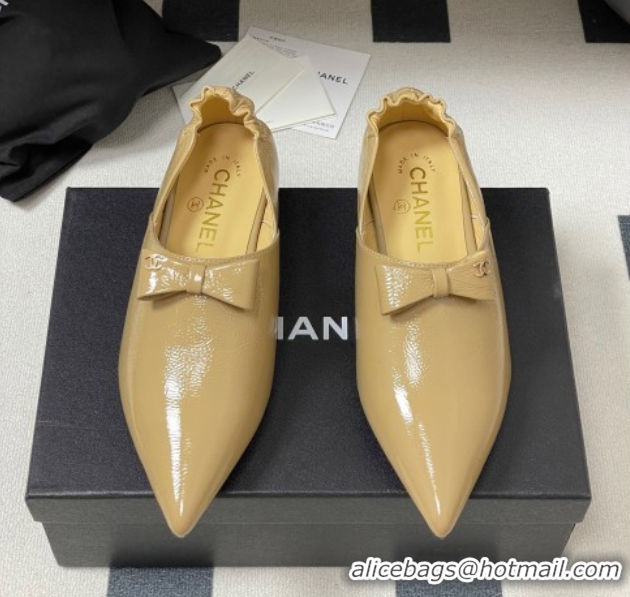 Best Grade Chanel Crumpled Patent Calfskin Loafers with Bow Yellow 2025 G46550