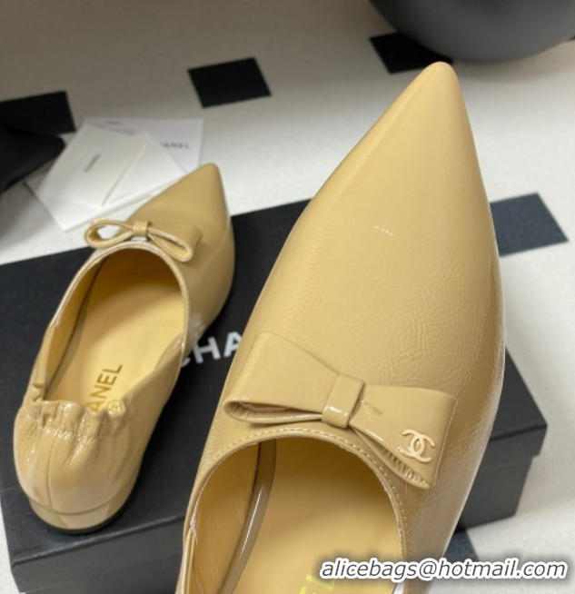 Best Grade Chanel Crumpled Patent Calfskin Loafers with Bow Yellow 2025 G46550