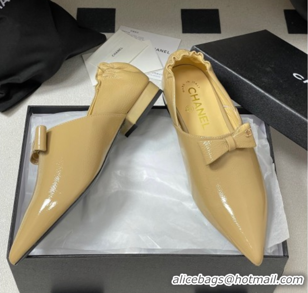 Best Grade Chanel Crumpled Patent Calfskin Loafers with Bow Yellow 2025 G46550