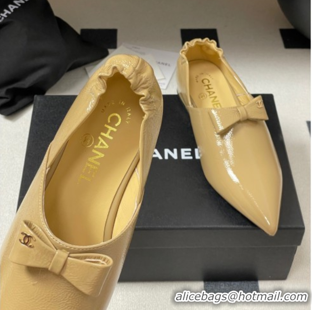 Best Grade Chanel Crumpled Patent Calfskin Loafers with Bow Yellow 2025 G46550
