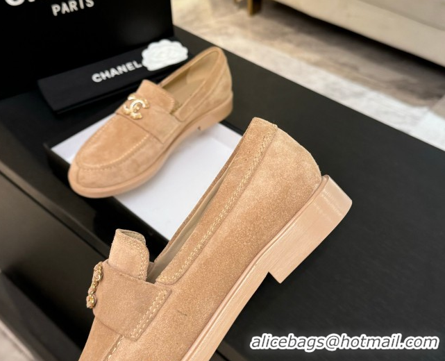 Big Discount Chanel Suede Loafers with Chain and Strass CC Beige 2025ss G37430
