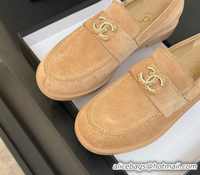 Big Discount Chanel Suede Loafers with Chain and Strass CC Beige 2025ss G37430