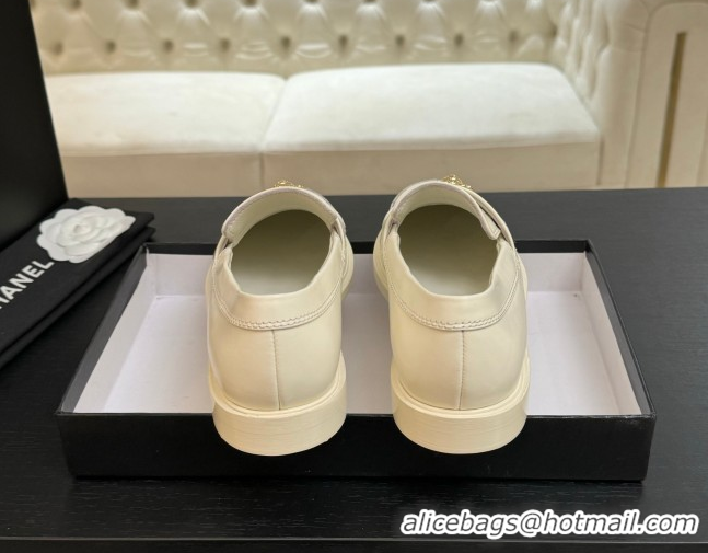 Good Product Chanel Shiny Calfskin Loafers with Lion White 2025 CH051714