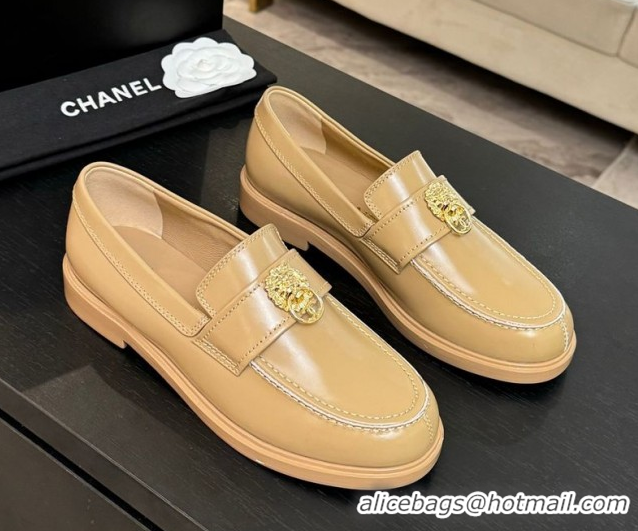 Charming Chanel Shiny Calfskin Loafers with Lion Yellow 2025 CH051714