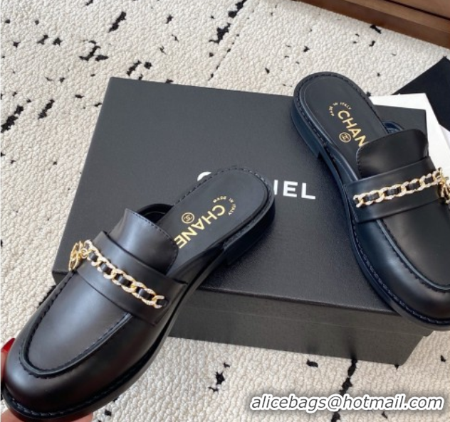 Sumptuous Chanel Shiny Lambskin Loafer Mules with Chain and Strass Black 2025 G46581