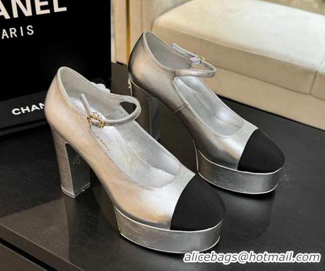 Stylish Chanel Laminated Leather & Grosgrain Platform Mary Janes Pumps 11cm with Strass Buckle Silver 2025 G46434
