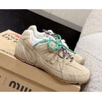 Unique Style New Balance x Miu Miu 530 Sneakers in Suede Beige 0603132