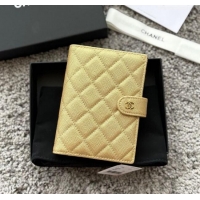 Famous Brand Chanel Grained Calfskin Passport Cover A3658 Gold-Tone 2025