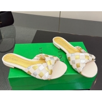 Stylish Bottega Vene...