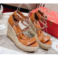 Good Quality Christian Louboutin Malfadina Zeppa Wedge Sandals 12cm in Leather and Spikes Brown 0604130