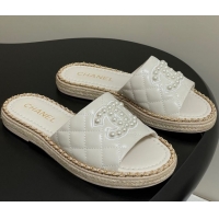 Unique Style Chanel Lambskin Flat Slides Sandal with Pearls and Chain White 2025 CH071501