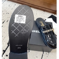 Sophisticated Chanel Patent Calfskin Loafer Mules with Chain and Strass Black 2025 G46581