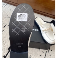 Hot Style Chanel Shiny Lambskin Loafer Mules with Chain and Strass White 2025 G46581